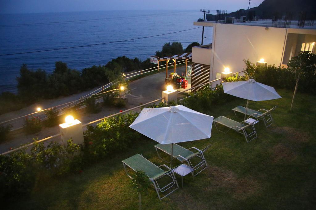 Santa Marina Apartments Rodakino Exterior foto